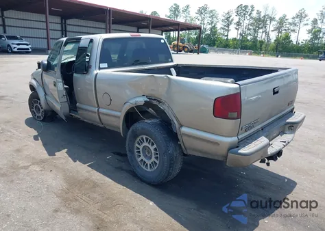 1999 GMC Sonoma Sls z USA, uszkodzony, nr VIN 1GTCT19W8X8529063